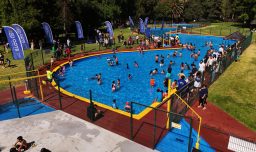 Reabren piscina del parque Quinta Normal tras años de cierre: Revisa los horarios y cómo asistir este verano