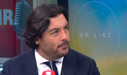 Raúl Leiva (PS) acusa "cobardía" y retorno de la "superioridad moral" en el PC y FA tras quiebre: "No aprendieron nada"