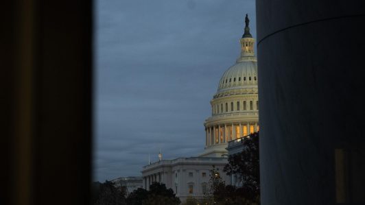 Departamento de Justicia de EE. UU. publicará millones de páginas de documentos en investigación de Epstein