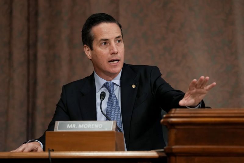 Moreno, originario de Colombia, ha propuesto una “Ley de Ciudadanía Exclusiva” que afectaría a la esposa e hijo del presidente Trump. Bloomberg vía Getty Images