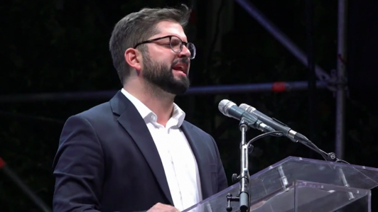 Boric anuncia que entrega de viviendas de emergencia para damnificados por incendios empezará mañana en San Nicolás