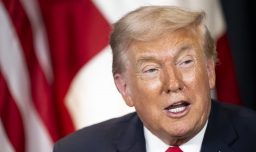 Trump anuncia reapertura del espacio aéreo comercial de Venezuela tras conversación con Delcy Rodríguez