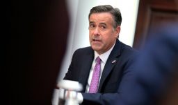 Tras captura de Nicolás Maduro, el director de la CIA se reúne con Delcy Rodríguez en Caracas