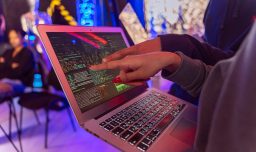 Exportaciones chilenas de servicios alcanzan nuevo récord en 2025