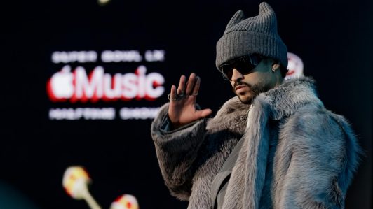 Cómo la NFL busca atraer nuevos fanáticos y el rol de Bad Bunny en el Super Bowl