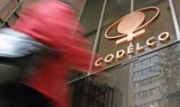 Fiscalía cita al presidente ejecutivo de Codelco a declarar por derrumbe en El Teniente que dejó a 6 personas muertas