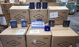 Aduanas detecta más de $500 millones en perfumes y tecnología falsificada