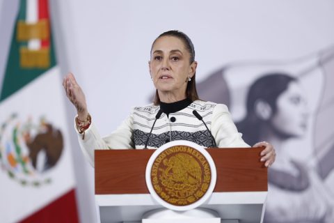 “Es una mujer reconocida...”: Presidenta de México defiende apoyo a candidatura de Michelle Bachelet a la ONU