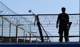 Reportan que al menos dos internos se fugaron desde la ex Penitenciaría de Santiago