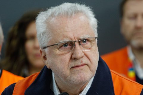 Codelco: Gobierno defiende permanencia de Máximo Pacheco