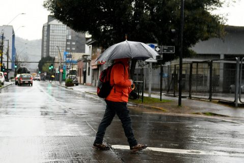 Siguen las lluvias: Sistema frontal dejará precipitaciones desde Valparaíso hacia el sur la próxima semana
