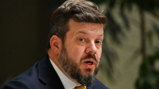 Kaiser contestó a congresista estadounidense que advirtió "consecuencias" por ayuda a Cuba: "No puedo dejar pasar el agravio"