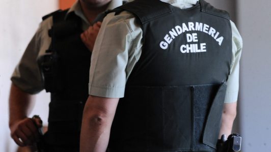 Gobierno ordena suspensión de vacaciones para las jefaturas de Gendarmería tras casos de liberaciones por error de imputados
