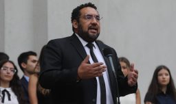 Ministro Cataldo afirma que el Gobierno del Presidente Boric “ha sido de emergencia de verdad”: Republicanos responden