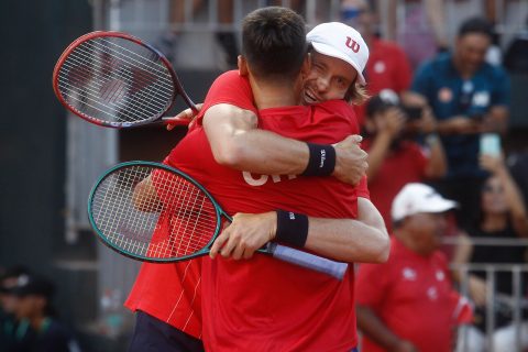 Copa Davis: Chile derrota a Serbia y recibirá a España en busca de las finales