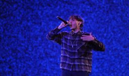 Paulo Londra debutó en Viña 2026 con un show sólido, guiños al público chileno y Ana Tijoux de invitada especial