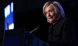 Caso Epstein: Hillary Clinton acusa a la administración Trump de "encubrimiento continuo” en gestión de documentos