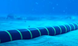 ¿Puede haber espionaje? Experto advierte riesgos del cable submarino entre Hong Kong y Chile