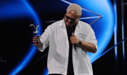 "Catador de empanadas", 31 Minutos y el "Guatón" Salinas: Esteban Düch conquista al "Monstruo" en su debut en Viña 2026