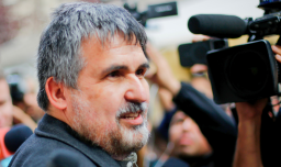 Exasesor de Jara y la "cuestión cubana" en el PC: Es un "error político" validar un debate sobre credenciales democráticas