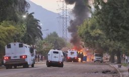 Incidentes marcan desalojo de la toma Dignidad en La Florida: barricadas y carros lanzaagua tras tensión con pobladores