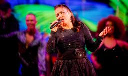 El día que Gloria Estefan casi muere: El trágico accidente que la dejó sin caminar y su milagrosa recuperación