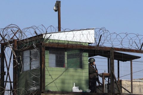 Fuga en Penitenciaría: Gendarmería remueve a director regional y a tres jefaturas del penal