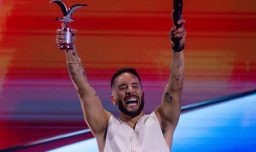 Pastor Rocha se lleva Gaviota de Oro y Plata en Viña 2026: "Creo en una Iglesia que ama sin preguntar a quien"