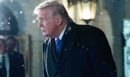 Trump descartó haber cometido un error por video racista contra los Obamas y dijo que no pedirá disculpas