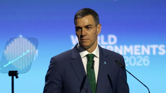 España busca prohibir el acceso a redes sociales a menores de 16 años