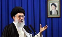 Quién era Ayatollah Ali Khamenei, el líder supremo de Irán que acaparó el país desde 1989