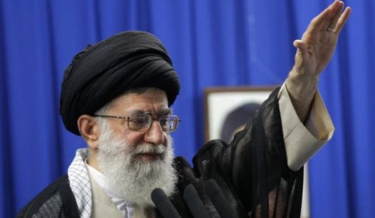 Netanyahu asegura que hay "señales" de que Jameneí está muerto