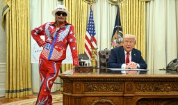 Kid Rock busca posicionarse como alternativa al show de Bad Bunny en el Super Bowl