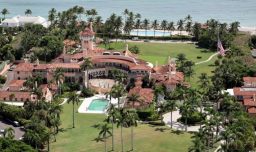 Abaten a hombre armado que ingresó al perímetro de la residencia de Trump en Florida