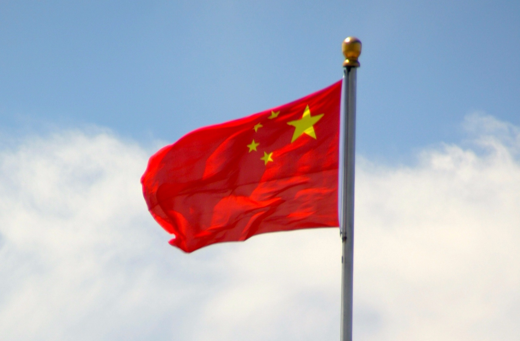 Dura respuesta de la Embajada de China a la sanción de EE.UU. contra Chile: "Demuestra un desprecio por la soberanía"