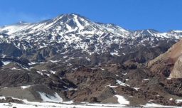 Reportan enjambre sísmico en el volcán Tupungatito: Hubo más de 100 temblores