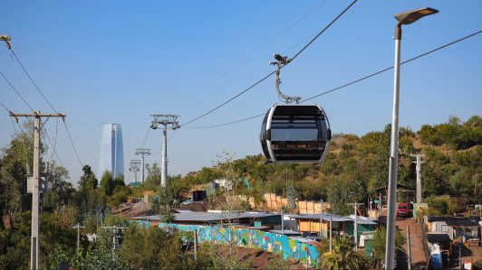 Autoridades supervisaron pruebas técnicas de cabinas del Teleférico Bicentenario: Obras llegaron a 75% de avance