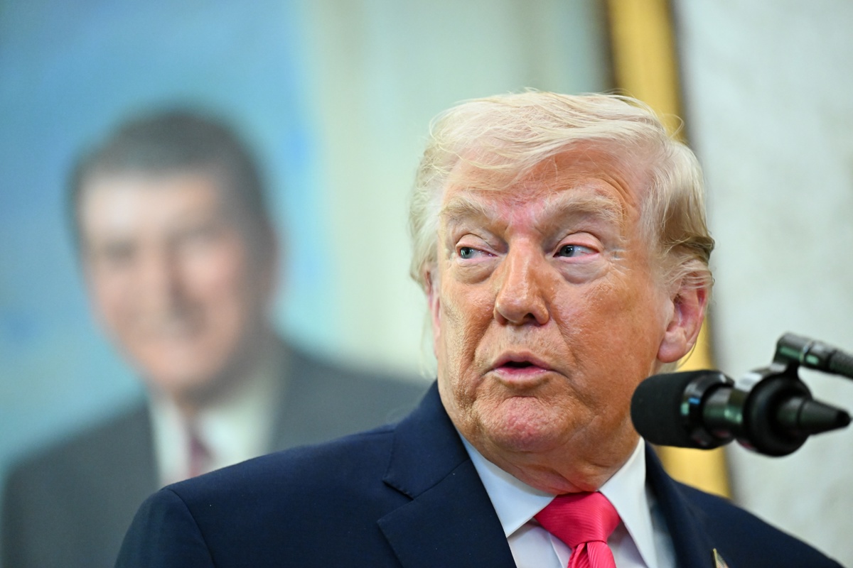 Donald Trump bromea con ser presidente de Venezuela: “Tal vez me postule contra Delcy”