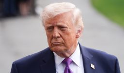 Trump asegura que Irán está “totalmente derrotado” y que busca un acuerdo tras dos semanas de ofensiva