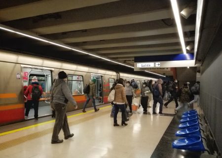 Cierran 8 estaciones en Línea 5 del Metro de Santiago: Servicio solo opera entre Plaza de Maipú y Ñuble