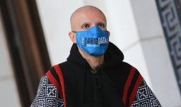 Hospital San Juan de Dios informa que Rodrigo Rojas Vade permanece grave y continúa internado en UCI