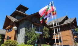 Contraloría detecta sueldos excesivos en funcionarios de la Municipalidad de Pucón