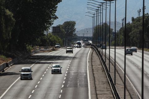 Colisión entre automóvil y camión en la Ruta 5 Sur deja dos fallecidos en Río Bueno