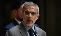 Ministro Cordero por proyecto que conmuta penas: “Es defectuoso en seguridad y moralmente inaceptable desde los derechos humanos”