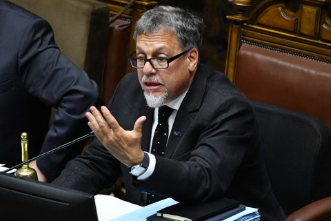 Quiebre Boric-Kast: Senador Lagos Weber apunta a "mal augurio" tras abrupto término de reunión en La Moneda