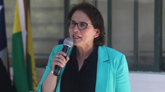 Municipalidad de Peñalolén se querella contra exalcaldesa Leitao por fraude al fisco y falsificación de instrumento público