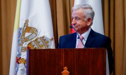 Felipe Larraín por alza de combustibles: “Hay un delicado equilibrio entre proteger a las personas y reconocer el impacto”