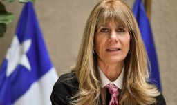 Ministra de Energía, Ximena Rincón, asegura que Gobierno evalúa frenar alzas de la luz en abril: “Estamos estudiando la fórmula para tratar de evitar aquello”