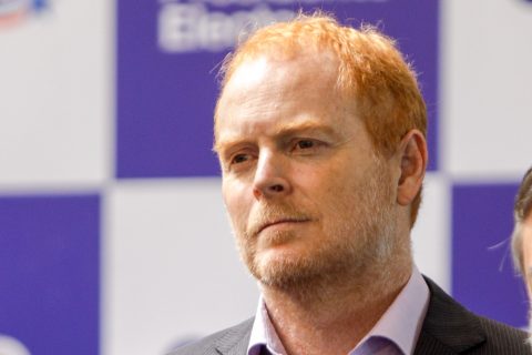 Rojo Edwards celebra aprobación del proyecto que conmuta penas y anuncia que pedirá a Kast que "otorgue indultos" a internos de edad avanzada