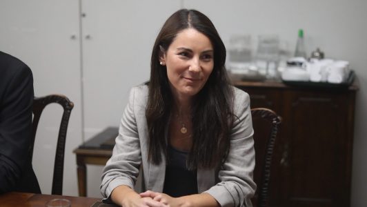 "Tenemos mucho trabajo que hacer": Ministra de Educación participa en su primera actividad tras asumir en el Ministerio